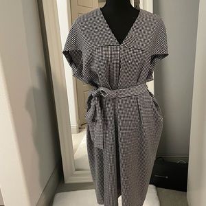 New Club Monaco dress 10